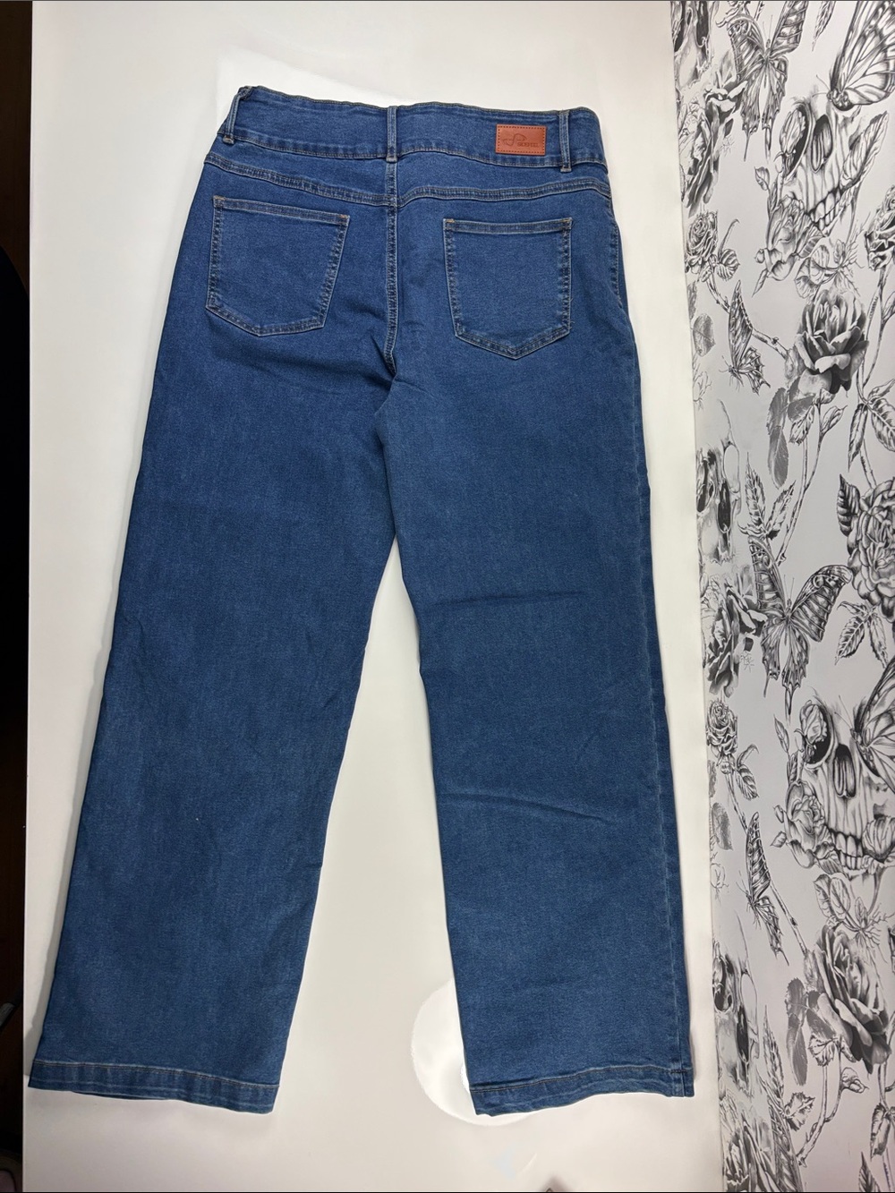 Sidefeel High Waisted Wide Leg jeans in Sky Blue - Picture 2 of 10